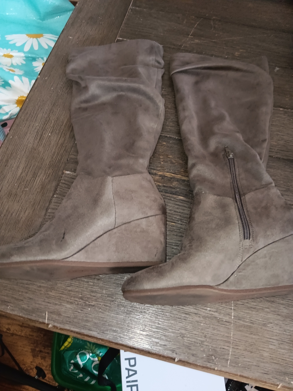 Classic Women's Suede Wedge Knee High Boots - Taupe